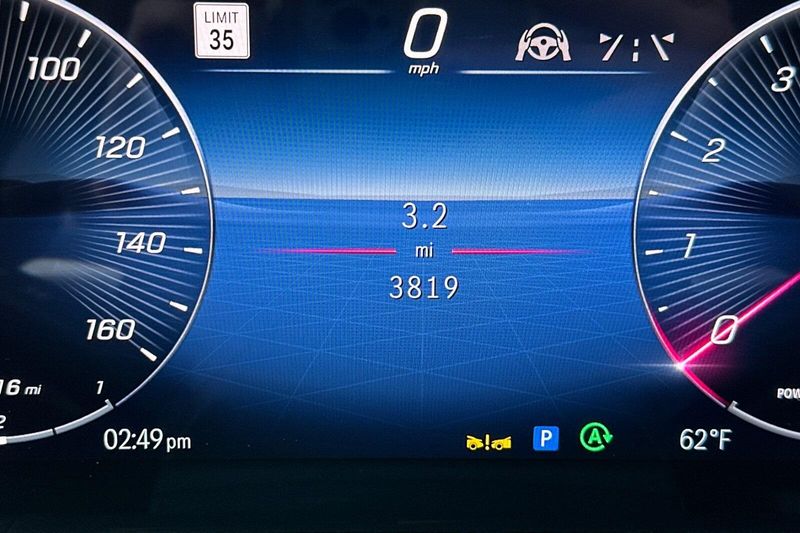 Used 2025 Mercedes-Benz GLS 450Image 32