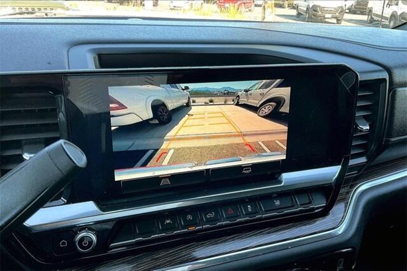 Used 2024 GMC Sierra 1500 ElevationImage 21