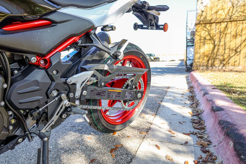 NEW 2026 KAWASAKI Z500 SE ABS Image 17