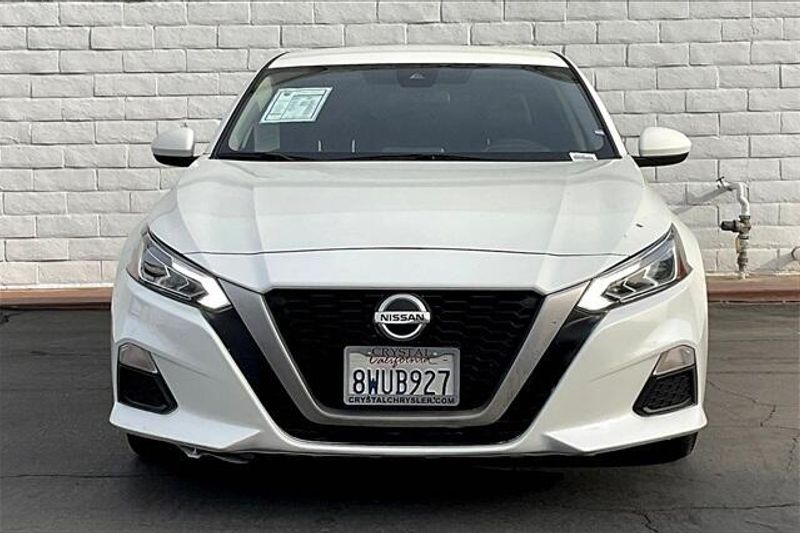 2021 Nissan Altima 2.5 SVImage 2