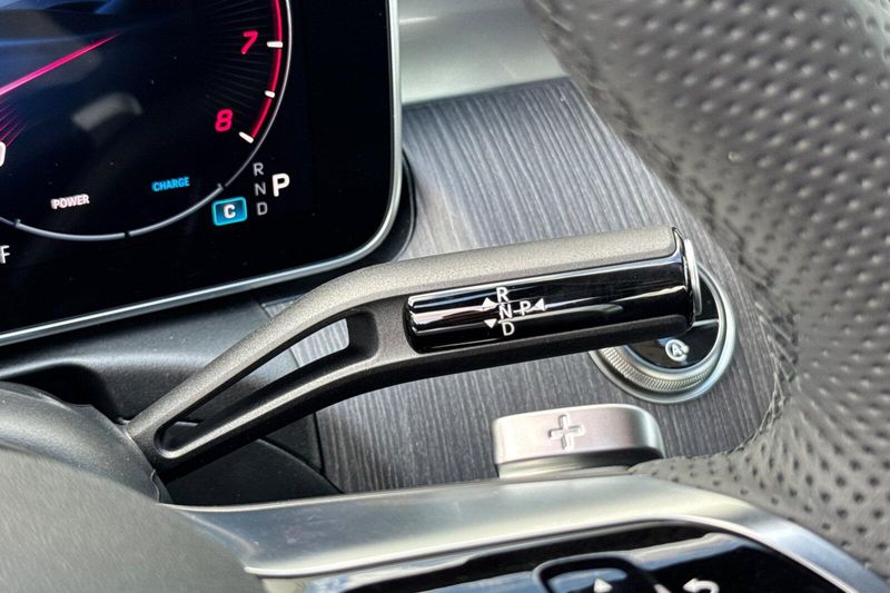 New 2026 Mercedes-Benz C-Class C 300Image 17