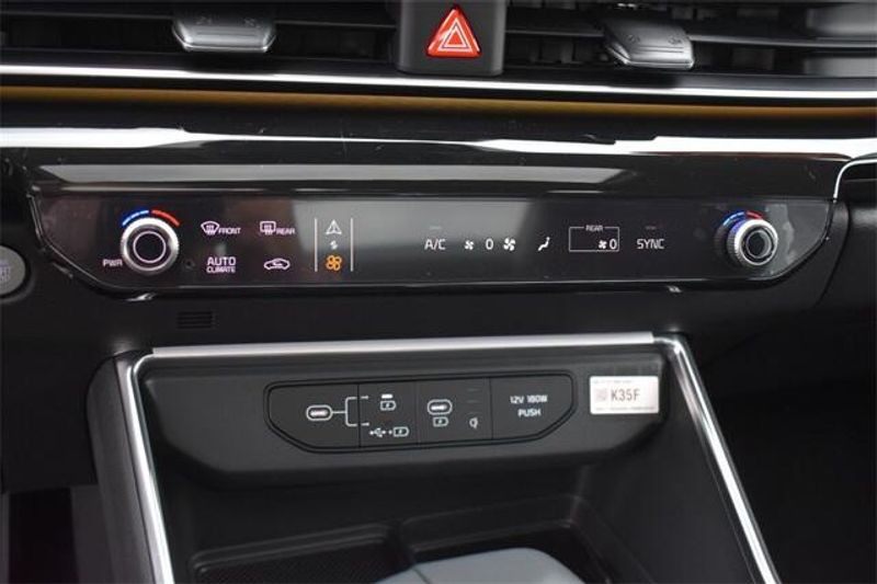 New 2026 Kia Carnival SX PrestigeImage 35