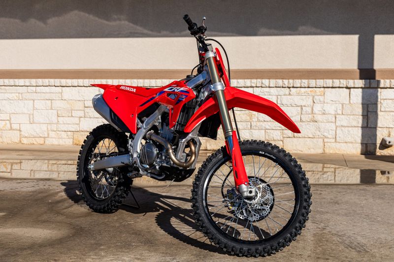 2025 Honda CRF250R REDImage 1