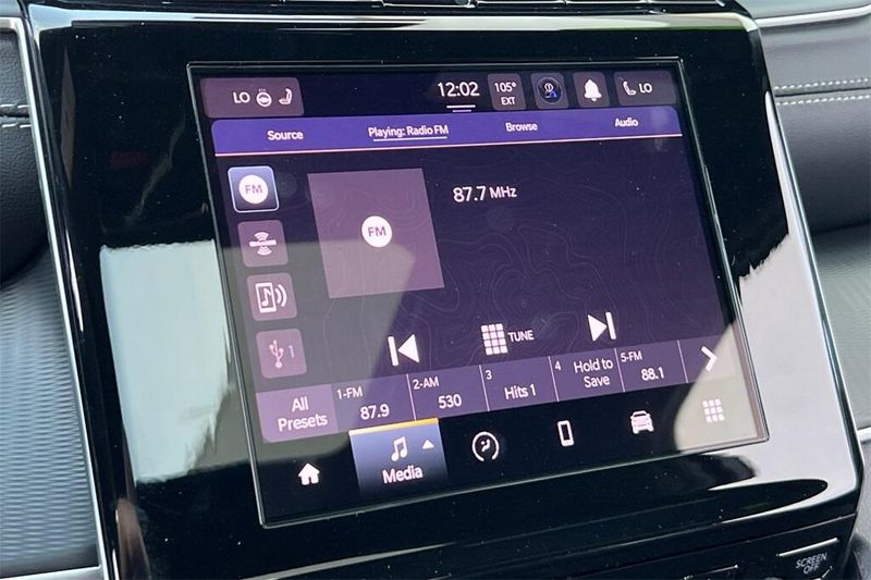 2025 Jeep Grand Cherokee Altitude photo 19