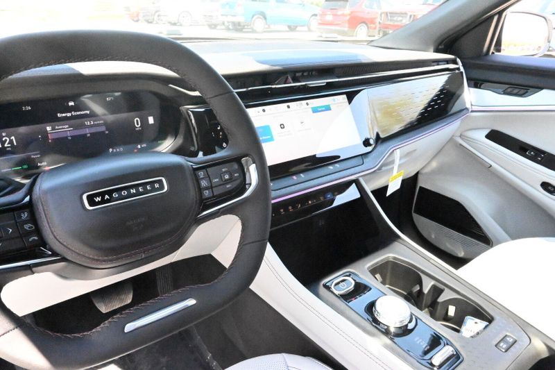 2025 Wagoneer S LimitedImage 31
