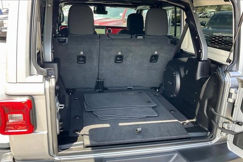 2021 Jeep Wrangler Unlimited RubiconImage 34