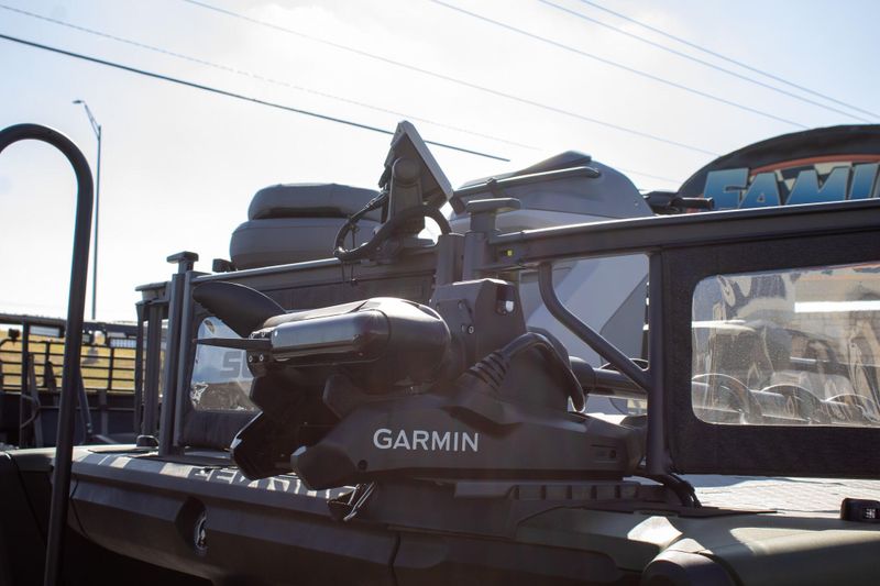 NEW 2026 SEADOO SWITCH FISH COMPACT 170HP WITH PAINTED TRAILER Image 11