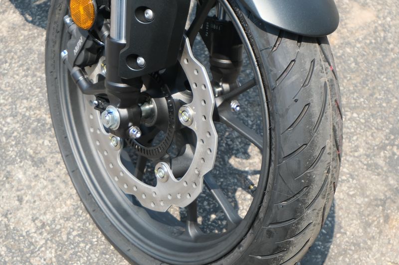 2025 Honda CB300R ABS MATTE BLACK METALLIC Image 16