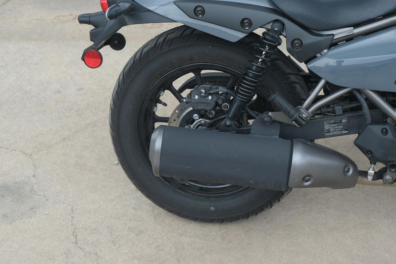 2024 Kawasaki ELIMINATOR PEARL STORM GRAY Image 16