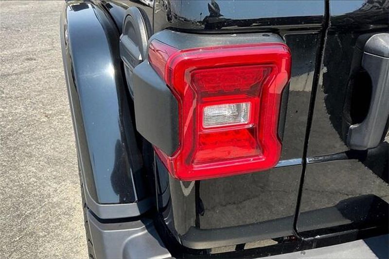Used 2021 Jeep Wrangler Unlimited RubiconImage 28