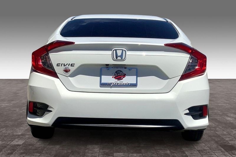 2018 Honda Civic LX photo 4