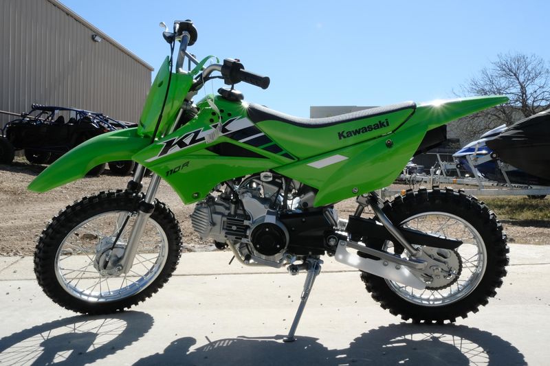 2025 Kawasaki KLX110R LIME GREENImage 15