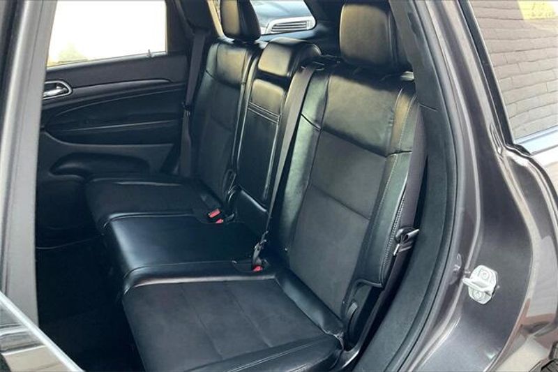 2021 Jeep Grand Cherokee Laredo XImage 25