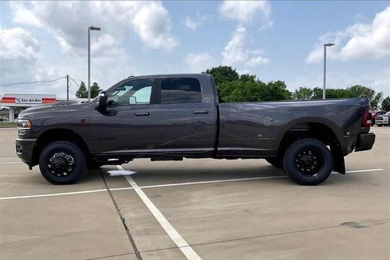 2024 RAM 3500 Laramie Crew Cab 4x4 8