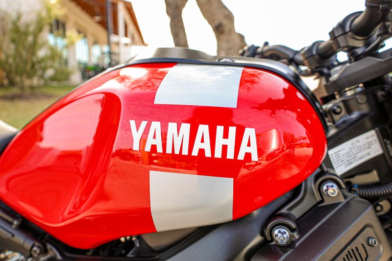 USED 2018 YAMAHA XSR900 Image 18