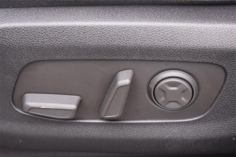 2025 Kia Carnival SX PrestigeImage 26
