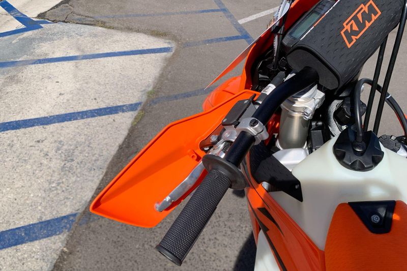 New 2025 KTM 150 XC-W Image 19