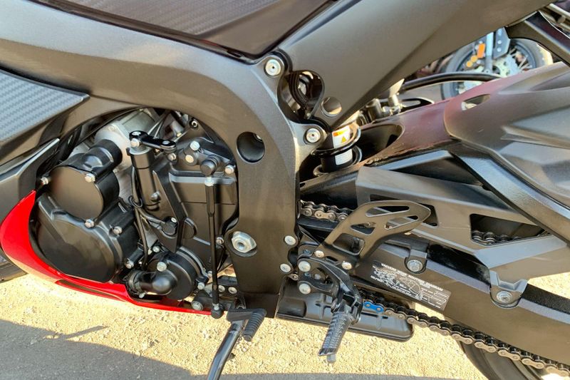 Used 2016 Suzuki GSX-R600L6 CA Image 14