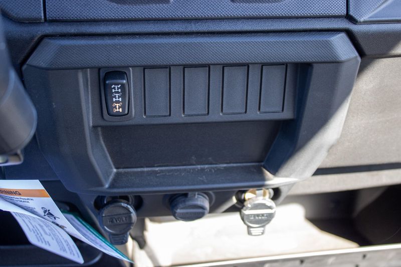 NEW 2026 POLARIS RANGER CREW 1000 PREMIUM Image 19