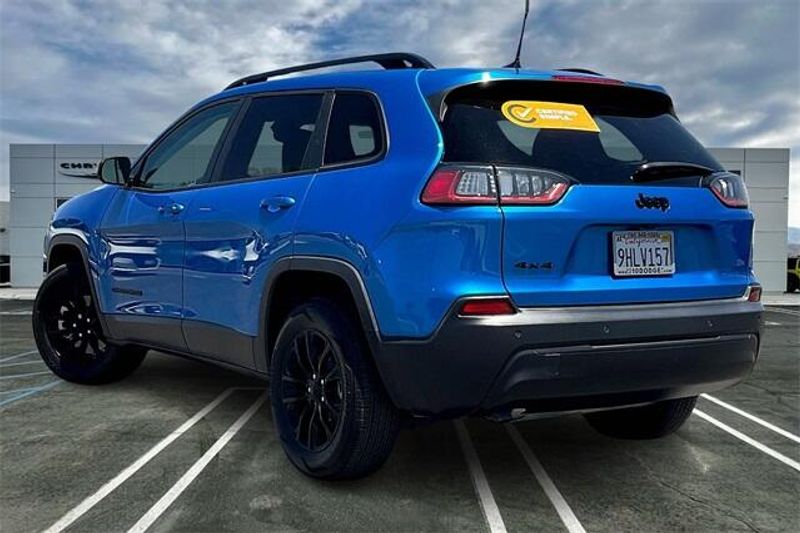 Used 2023 Jeep Cherokee AltitudeImage 10