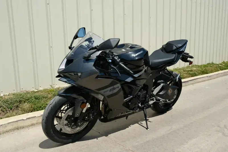 NEW 2026 KAWASAKI NINJA ZX6R ABS Image 6