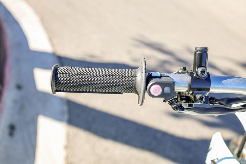 NEW 2026 KAWASAKI KLX230R S Image 3