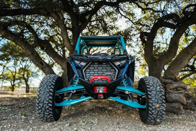 2025 Polaris RZR PRO R 4 ULTIMATE BLACK CRYSTAL AND RADIANT GREENImage 34