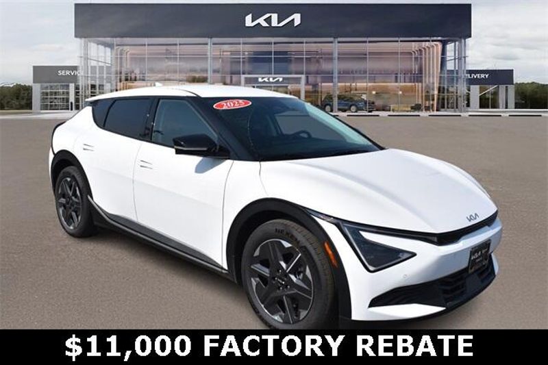 New 2025 Kia EV6 LightImage 1