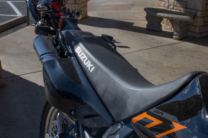 NEW 2026 SUZUKI DR650S Image 9