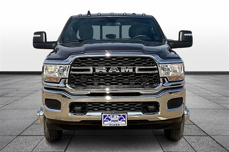 2024 RAM 3500 Tradesman Crew Cab 4x4 8