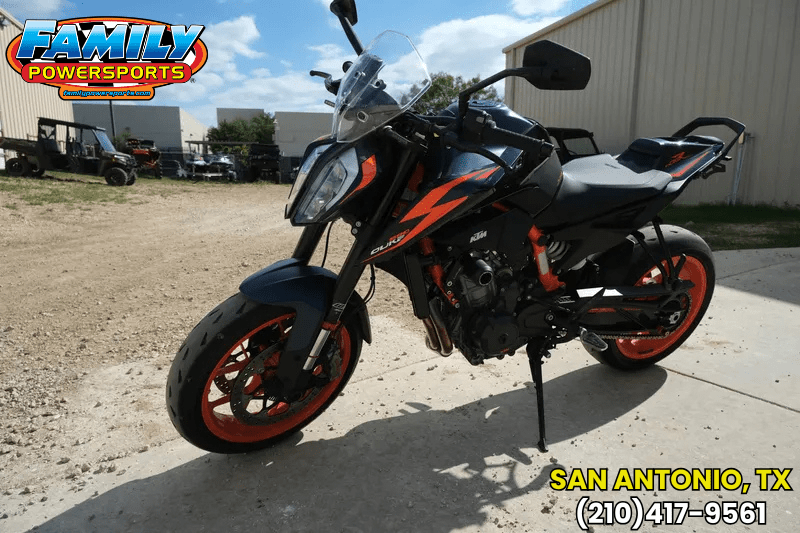 2023 KTM 890 DUKE R BLUEImage 1