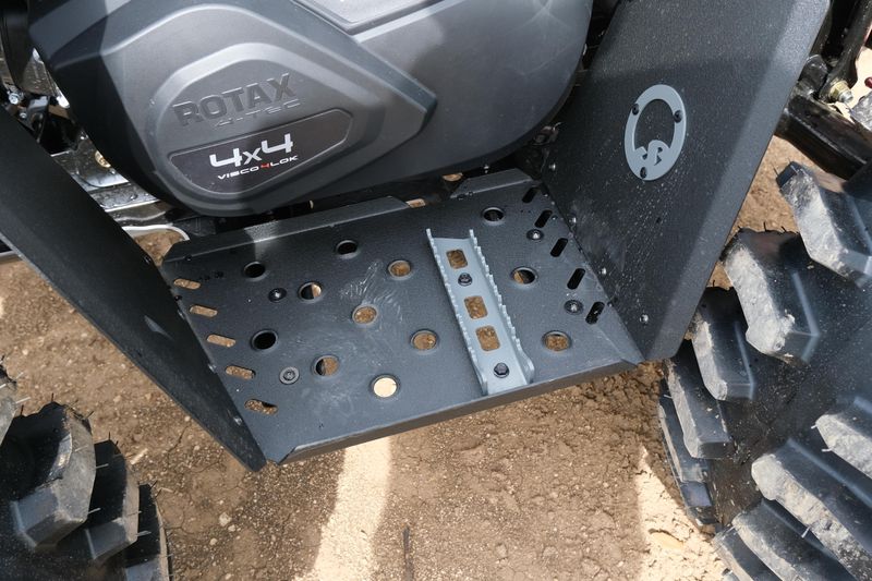 NEW 2026 CAN-AM RENEGADE X MR 1000R Image 18