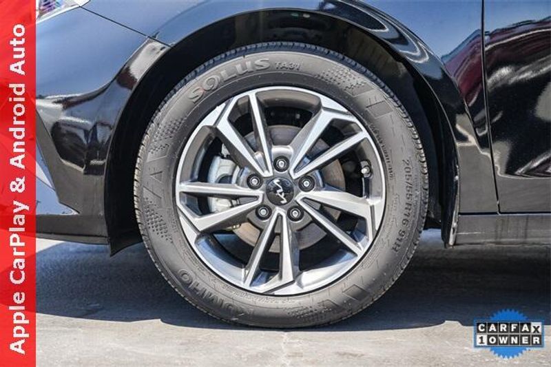 Used 2023 Kia Forte LXSImage 11