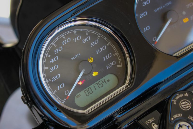 Used 2022 HARLEY ROAD GLIDE SPECIAL Image 24