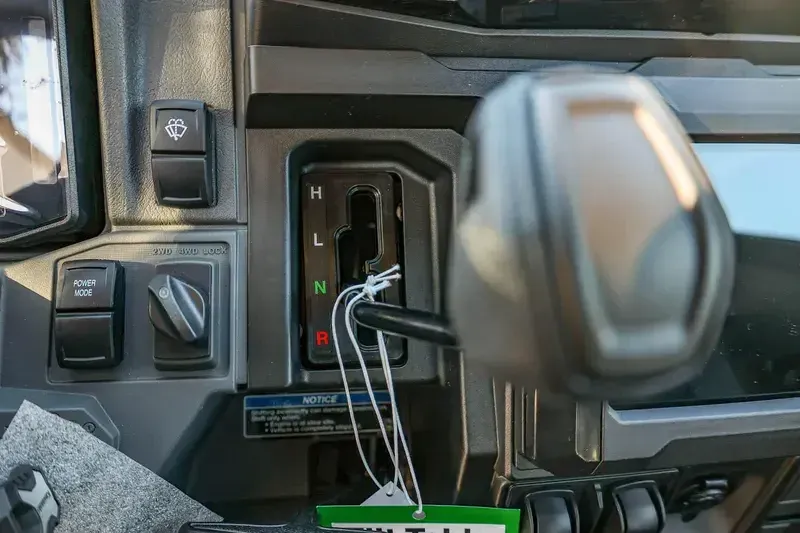 NEW 2025 KAWASAKI RIDGE XR CREW LIMITED METALLIC BLUISH GRAY Image 23