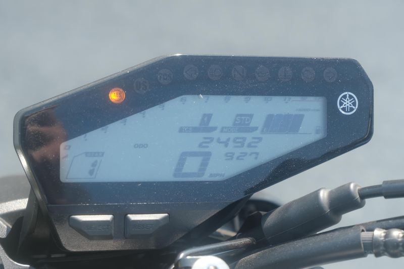 2020 Yamaha MT09 BLACK Image 9