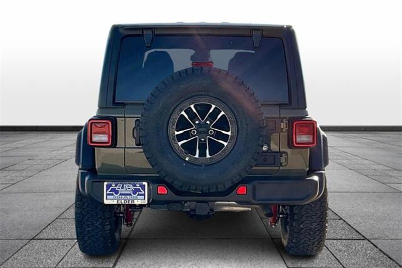 2025 Jeep Wrangler 4-door WillysImage 4