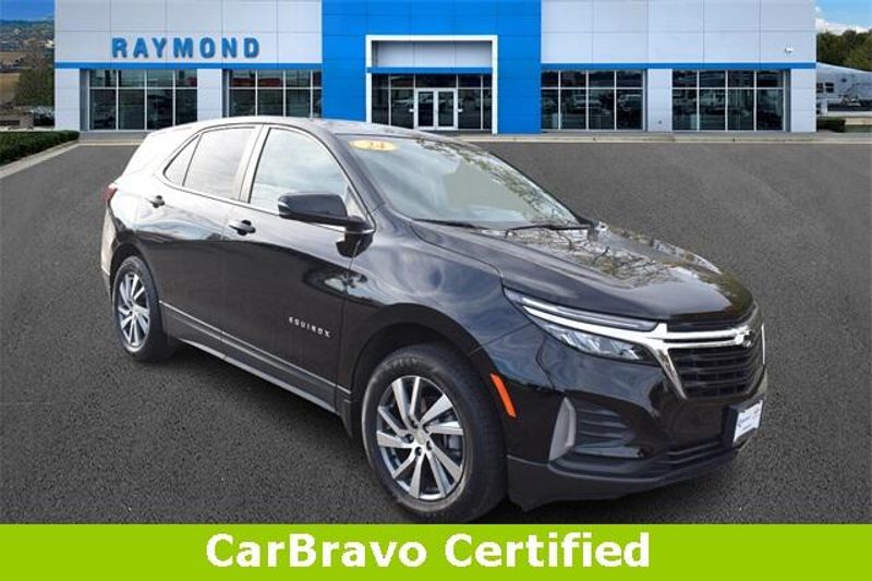 Used 2024 Chevrolet Equinox LTImage 1