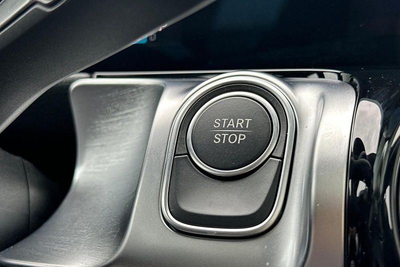 2024 Mercedes-Benz EQB 300Image 25