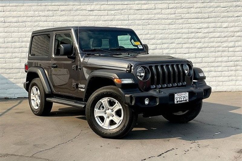 2021 Jeep Wrangler SportImage 2