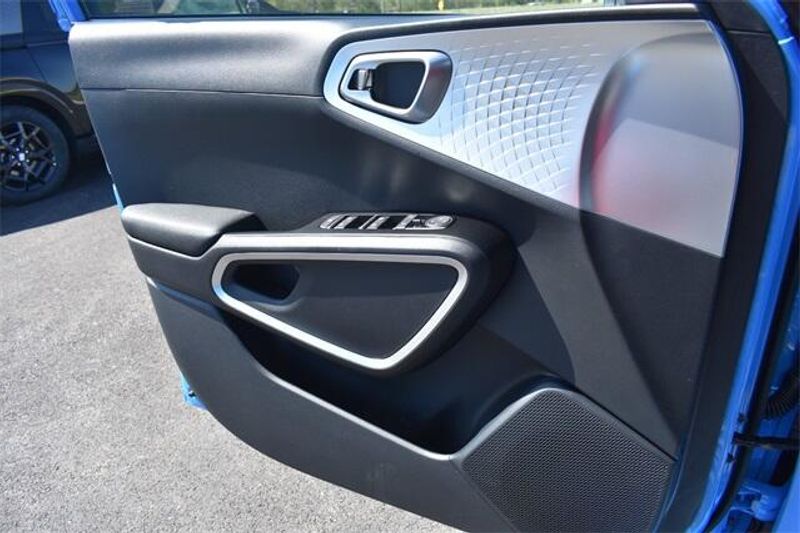 New 2025 Kia Soul SImage 30