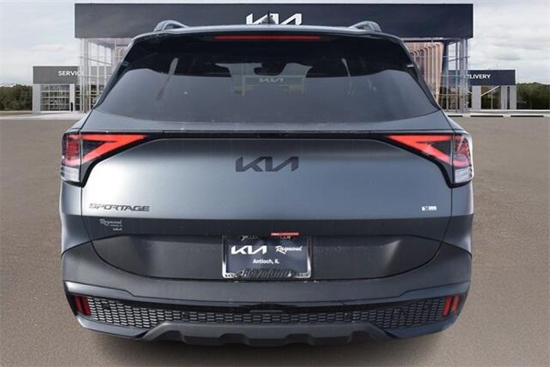 New 2025 Kia Sportage Plug-In Hybrid X-LineImage 4