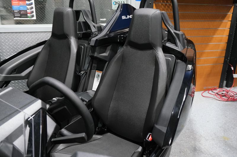 NEW 2026 POLARIS SLINGSHOT S Image 10