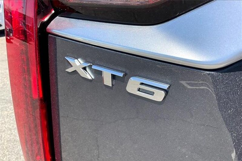 Used 2021 Cadillac XT6 Premium LuxuryImage 31
