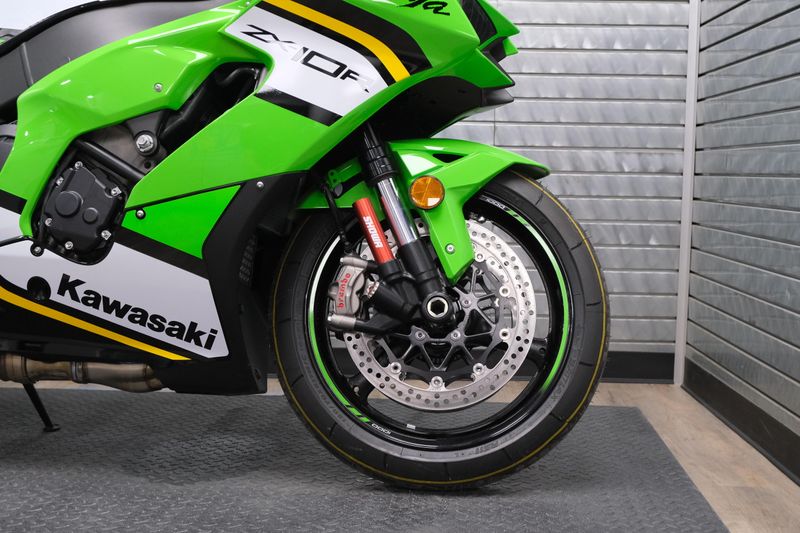 NEW 2025 KAWASAKI NINJA ZX10R KRT EDITION Image 12