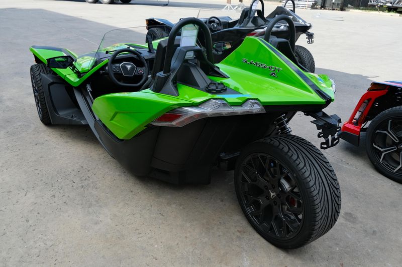 NEW 2025 POLARIS SLINGSHOT SL AUTODRIVE Image 5