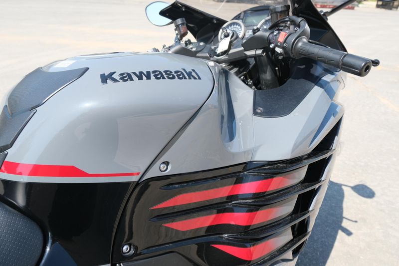 USED 2022 KAWASAKI NINJA ZX14R ABS Image 10