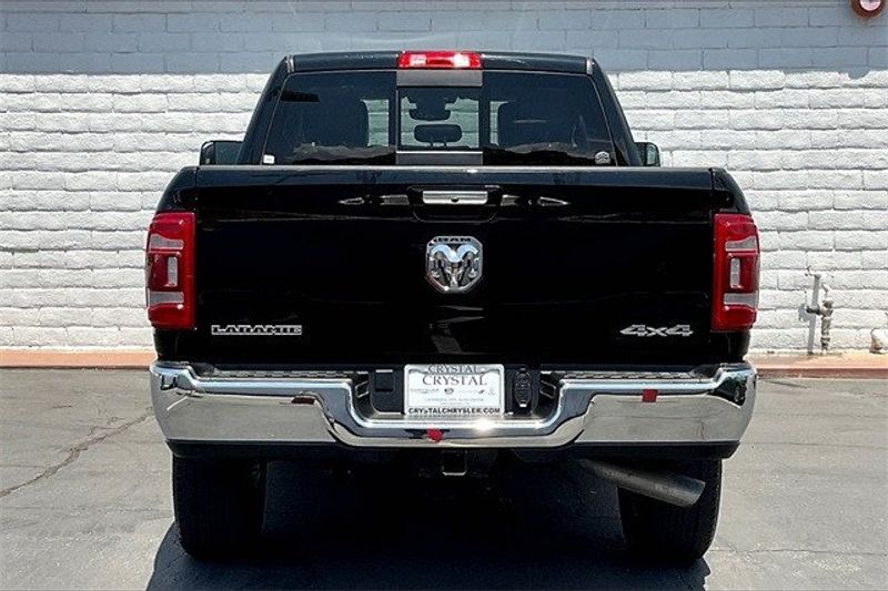 2022 RAM 3500 LaramieImage 3