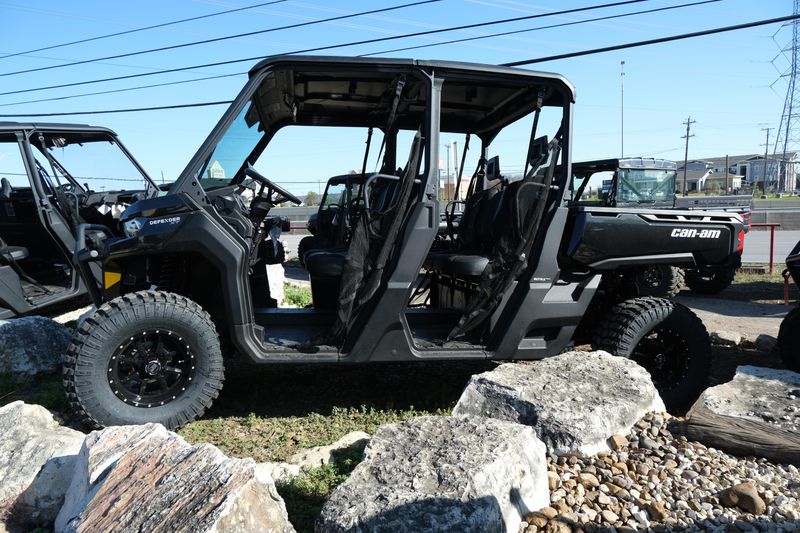 2025 Can-Am DEFENDER MAX XT HD10 STEALTH BLACKImage 12