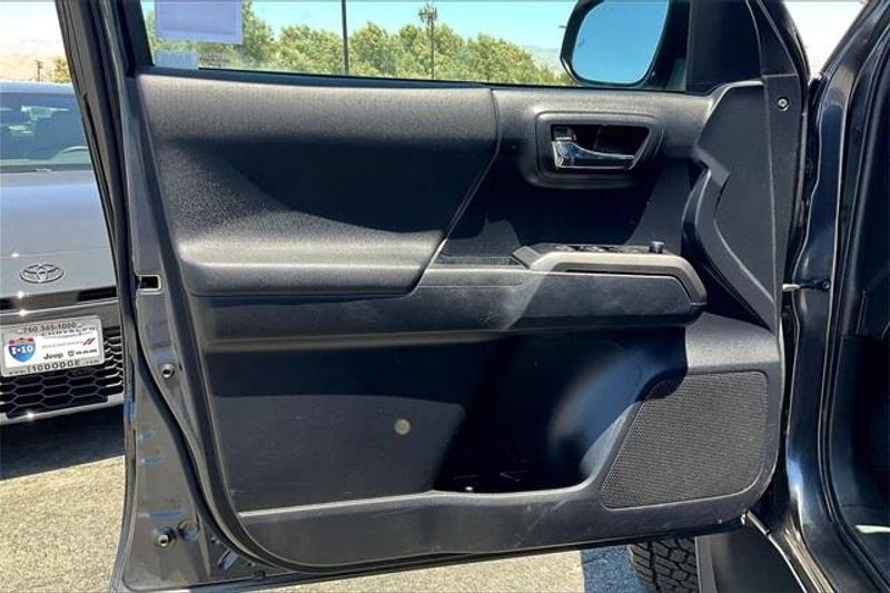 Used 2020 Toyota Tacoma TRD Off-RoadImage 22